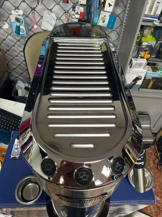 Cafetera DeLonghi Dedica Acero Inox