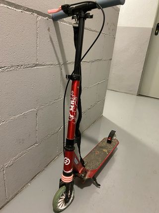 Patinete infantil rojo