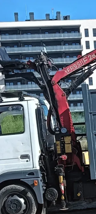 Grúa Pluma Camión 3.500 kg