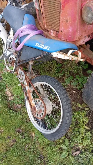 Suzuki Cross/Enduro/Trial Moto