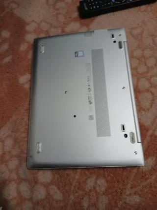 Ordenador portátil HP gris