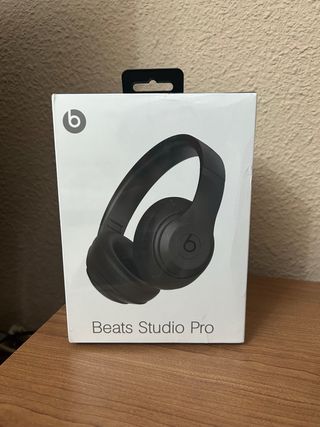 Beats Studio Pro Negros
