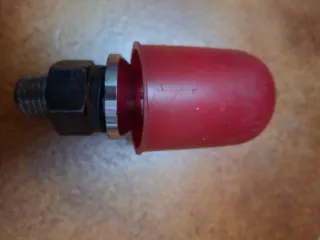 Bola de remolque con funda roja