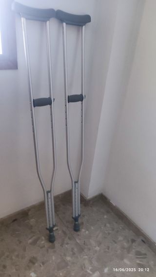 Muletas Axilares Ajustables