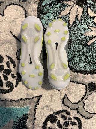 Zapatillas Fútbol Nike Talla 42 Plata/Negro