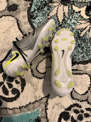 Zapatillas Fútbol Nike Talla 42 Plata/Negro