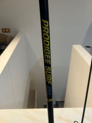 Caña de pescar y carrete