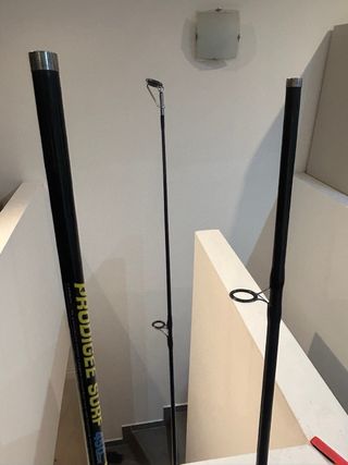 Caña de pescar y carrete