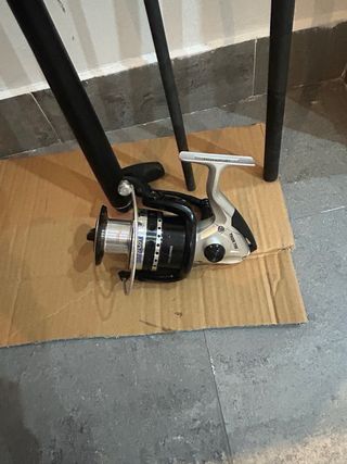 Caña de pescar y carrete