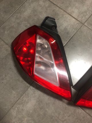 Pilotos Traseros Megane