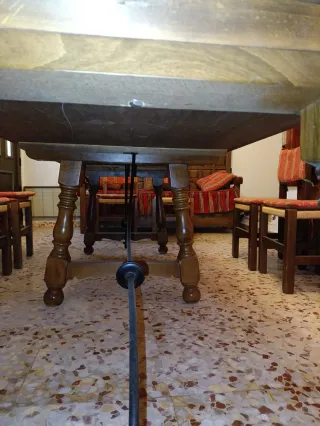 Mesa comedor madera estilo castellano