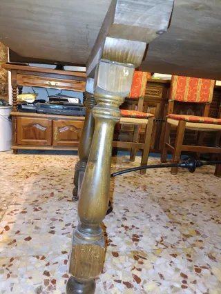 Mesa comedor madera estilo castellano