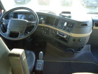 Volvo FH 13 400-CAMIONES GANADEROS