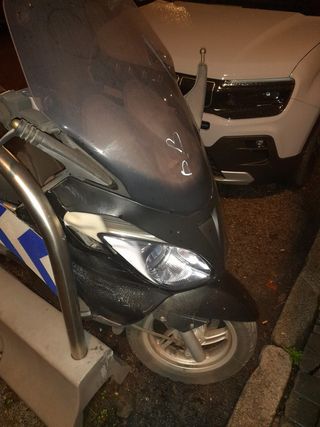 Moto Aprilia 125 para reparar o piezas