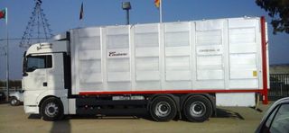 Scania R 490-CAMIONES GANADEROS