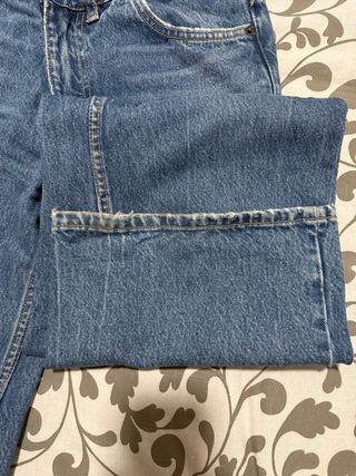 Pantalón vaquero Zara