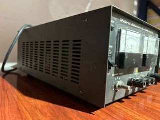 Fuente de Alimentación DC Regulada GP086-10