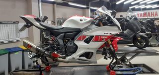 Yamaha YZF-R7 Sport - Extras