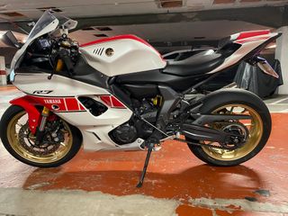 Yamaha YZF-R7 Sport - Extras
