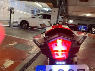 Yamaha YZF-R7 Sport - Extras