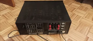 Amplificador Sansui AU-519