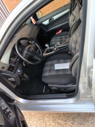 Mercedes-Benz c220cdi 2009