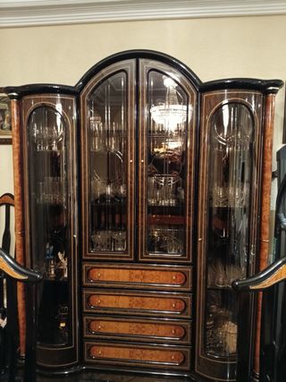 Comedor completo estilo clásico