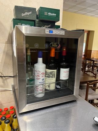Nevera de vino