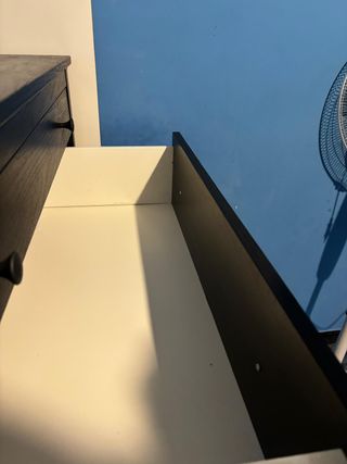 Cómoda KOPPAN 5 cajones negro-marrón 90x44x114 cm