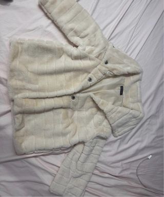 Chaqueta de pelo beige