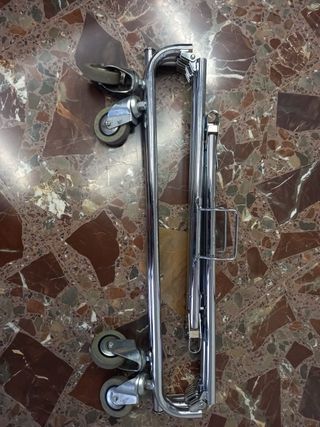 Perchero Plegable Metálico