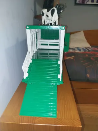 Camion trasporto tori Bruder