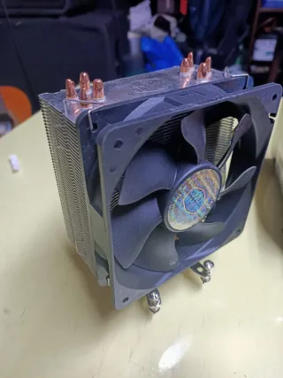 Disipador CPU Cooler Master