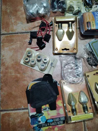 Lote repuestos ciclomotor scooter nuevos