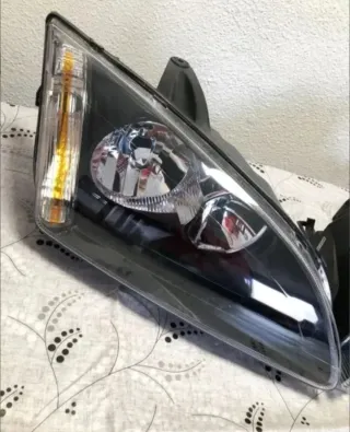 Faro Delantero Ford Focus II copiloto (Nuevo).