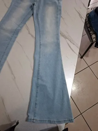 Pantaloni donna a zampa blu