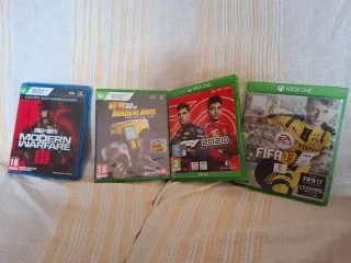 Xbox One X 1TB + Mando + 4 Juegos