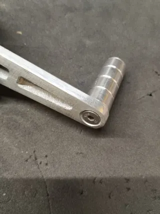 Palanca cambio Derbi GPR125