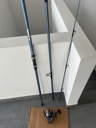 Caña de pescar y carrete