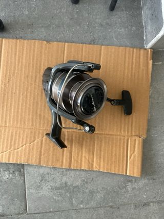 Caña de pescar y carrete