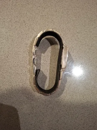 Reloj de pulsera plateado para mujer