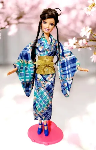 Barbie Fashion Fever Drew 2004 Kimono