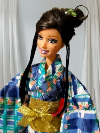 Barbie Fashion Fever Drew 2004 Kimono