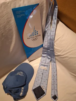 IVECO Olimpiadi Torino 2006: Cravatta e Cappello