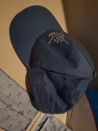 IVECO Olimpiadi Torino 2006: Cravatta e Cappello