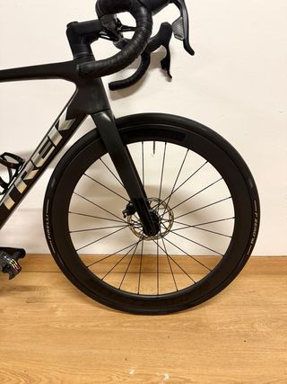 Trek Madone Full Carbono AXS 2025 M/L