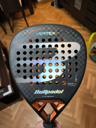 Pala Bullpadel Vertex 04