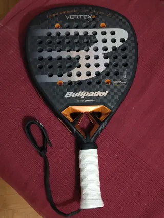 Pala Bullpadel Vertex 04