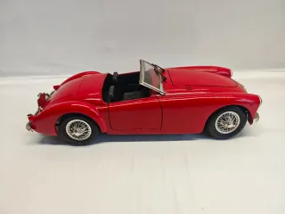 MGA Twin-Cam Polistil 1:16
