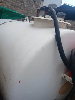 Depósito Gasoil con Bomba y Contador